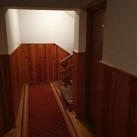 Poreba 3* קרפאז'